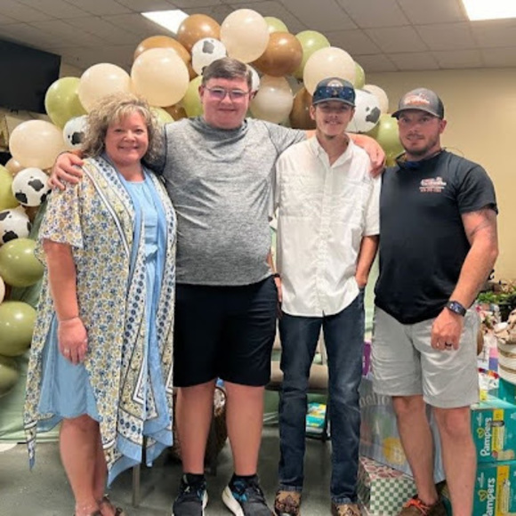 Meet your Posher, Kristie - Picture 1 of 1